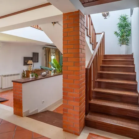 וילה R3 - Miravillas - Rosas 33 מירה