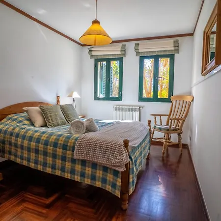 R3 - Miravillas - Rosas 33 וילה