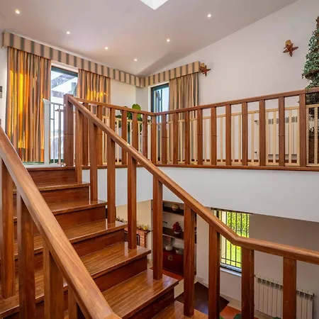 R3 - Miravillas - Rosas 33 *