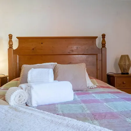 וילה R3 - Miravillas - Rosas 33 מירה