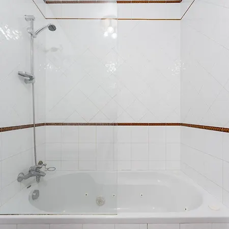 R3 - Miravillas - Rosas 33 *