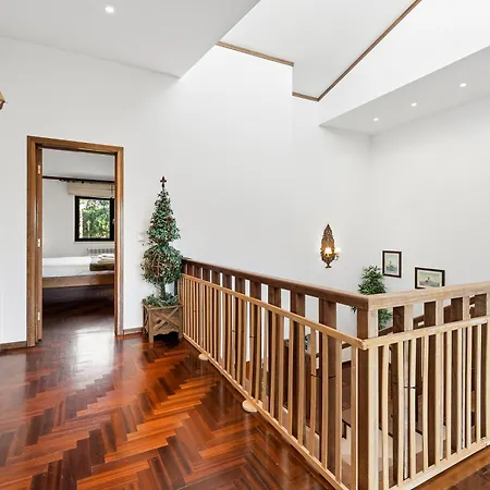 וילה R3 - Miravillas - Rosas 33