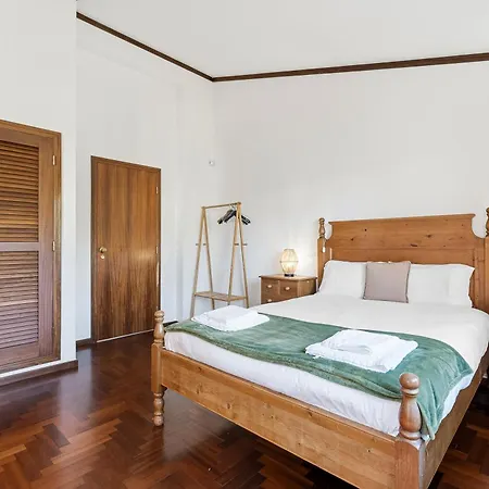 וילה R3 - Miravillas - Rosas 33 *