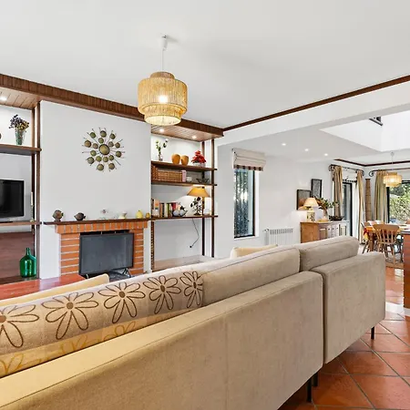 R3 - Miravillas - Rosas 33 וילה