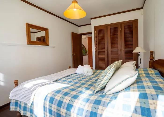 R3 - Miravillas - Rosas 33 别墅