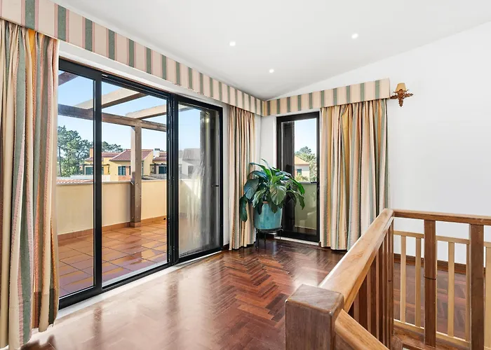 R3 - Miravillas - Rosas 33 Villa *